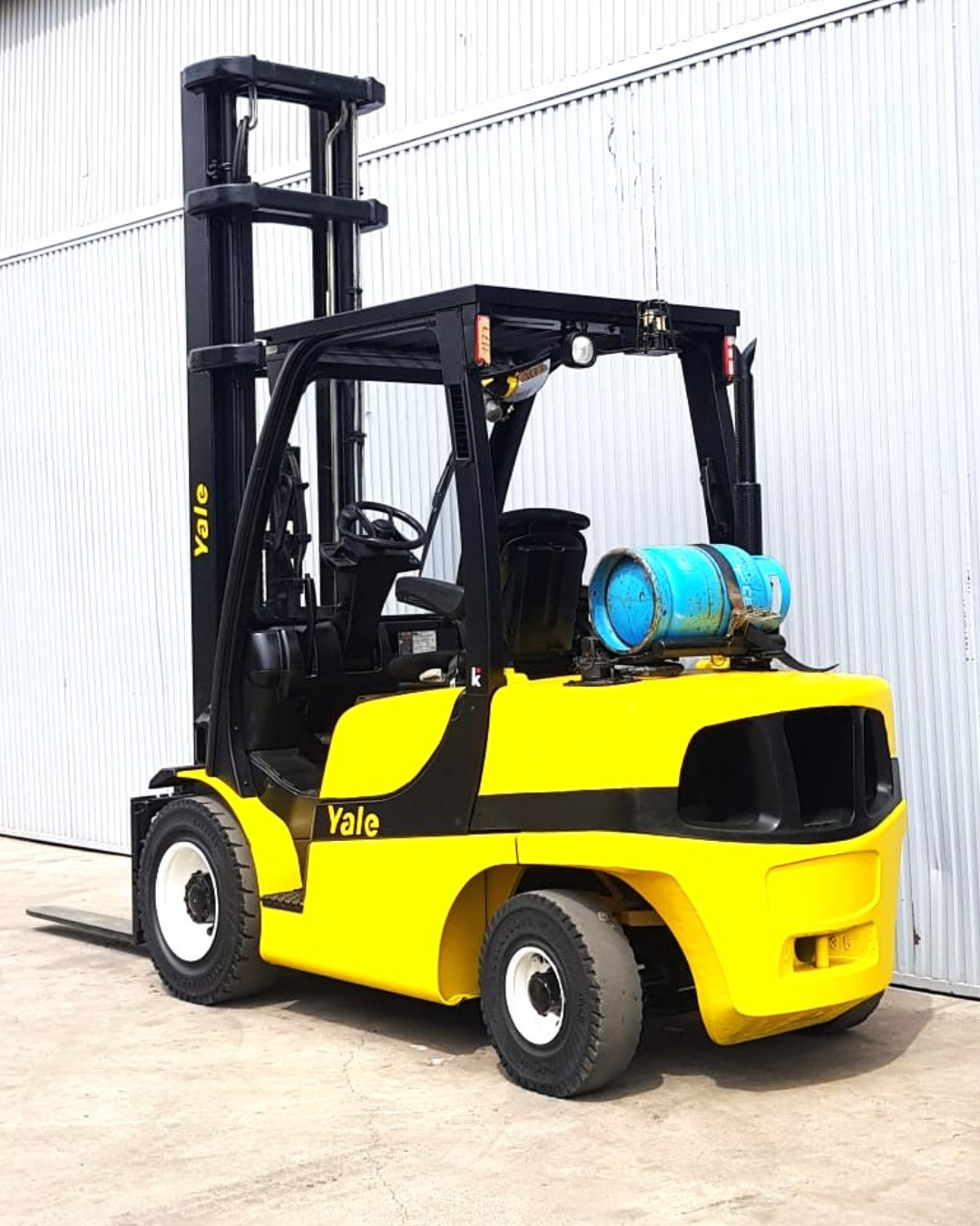 Comprar carretilla elevadora segunda mano Málaga barata