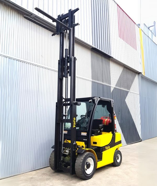 CARRETILLA ELEVADORA SEMINUEVA GAS YALE - Imagen 6