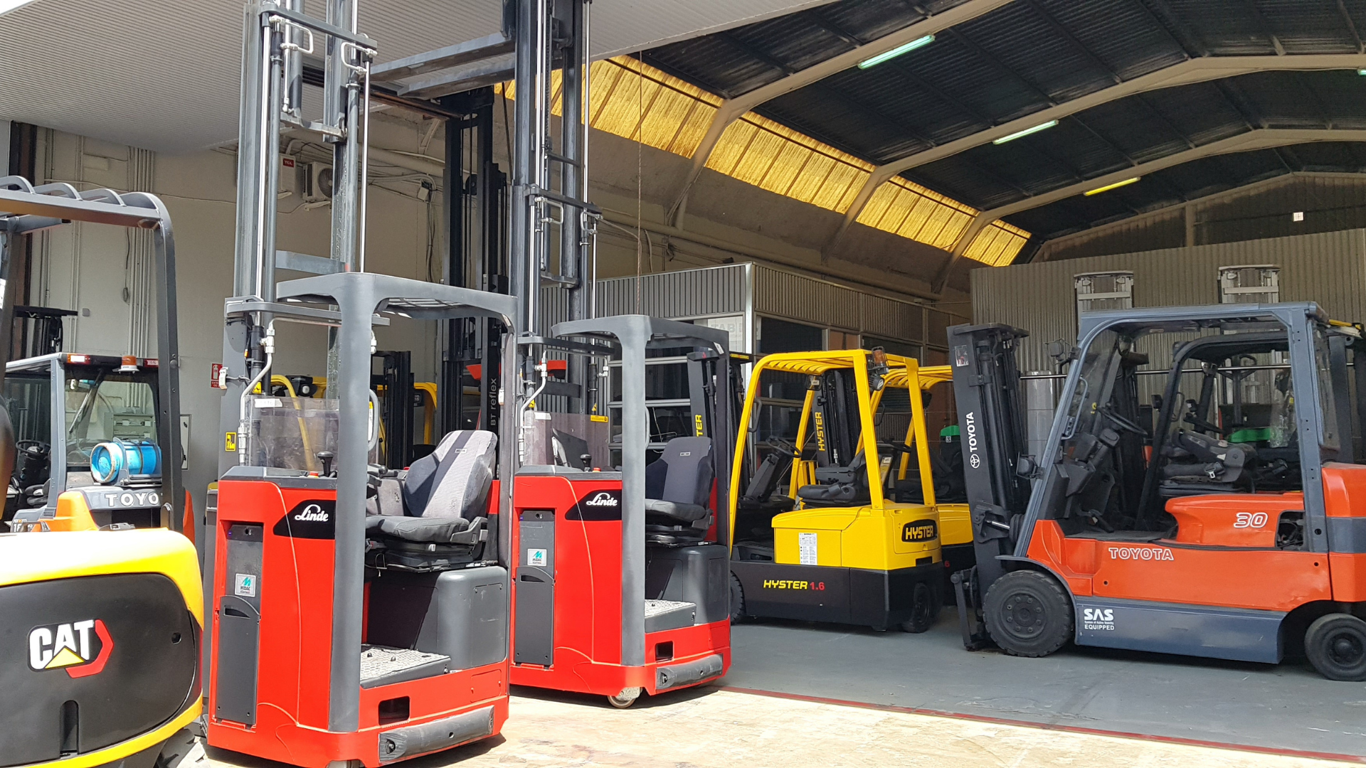 Tipos de carretillas elevadoras de segunda mano en Málaga