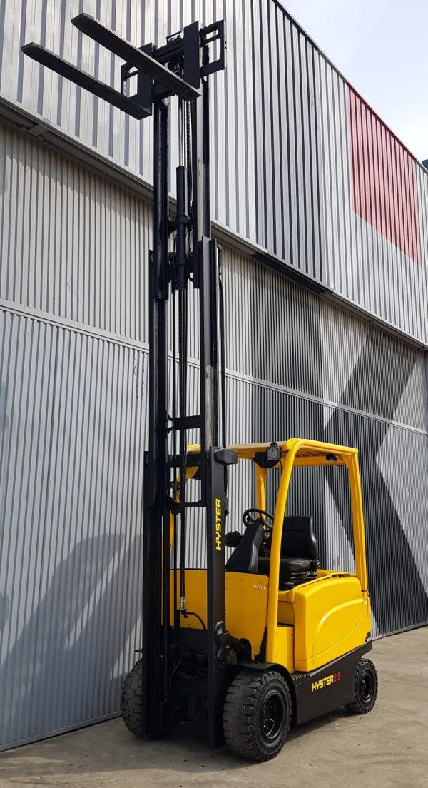 CARRETILLA ELEVADORA OCASION HYSTER BATERÍA 90% - Imagen 5