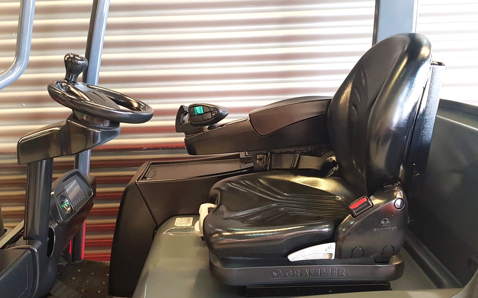 CARRETILLA ELEVADORA OCASIÓN JUNGHEINRICH BATERÍA 89% - Imagen 8