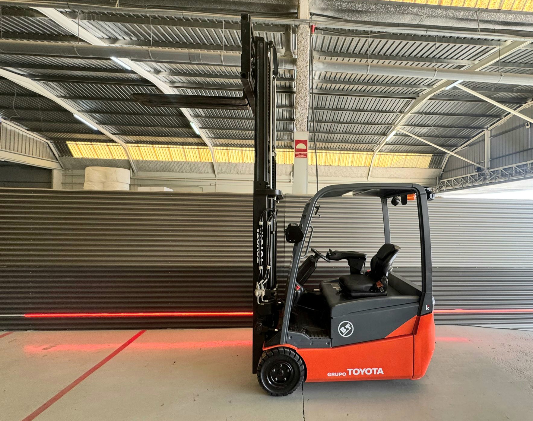 CARRETILLA ELEVADORA SEGUNDA MANO BT BATERÍA 91% - Imagen 5