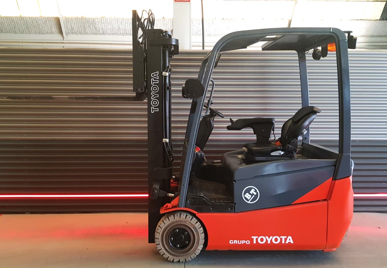 CARRETILLA ELEVADORA OCASION BT BATERÍA 90% - Imagen 4