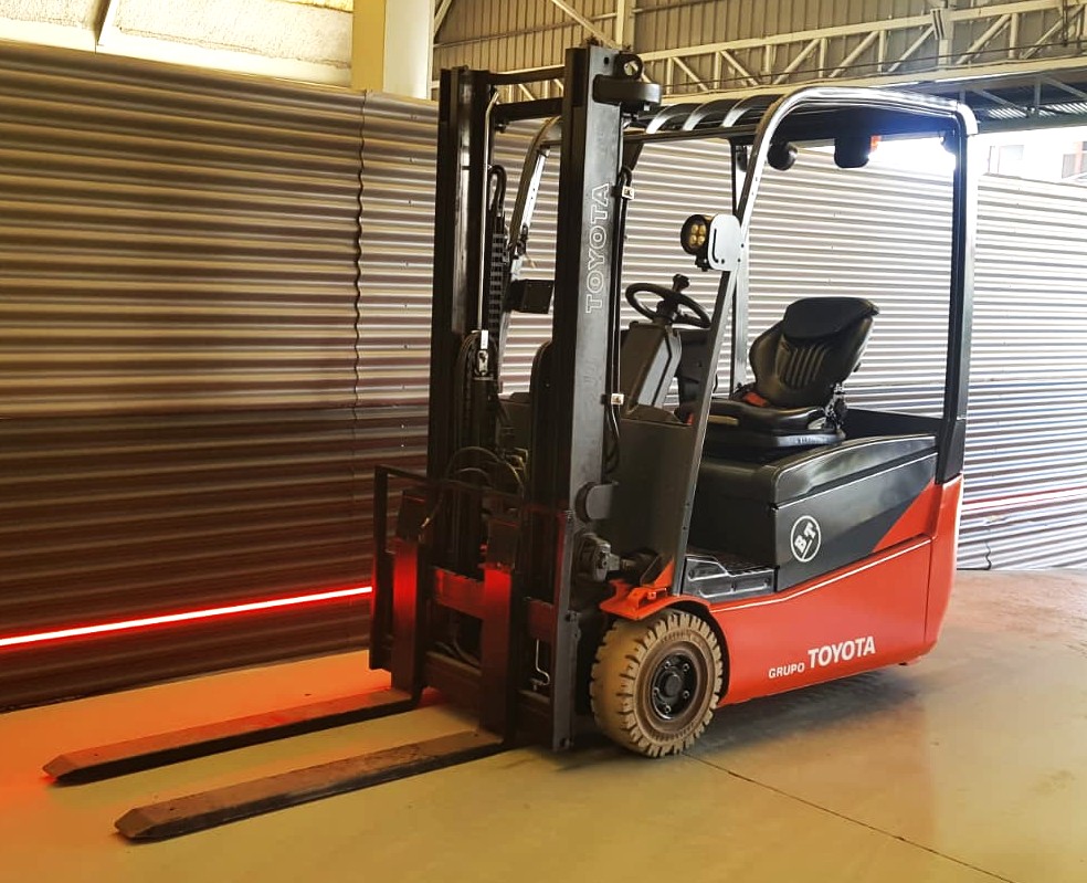 CARRETILLA ELEVADORA OCASION BT BATERÍA 90% - Imagen 2