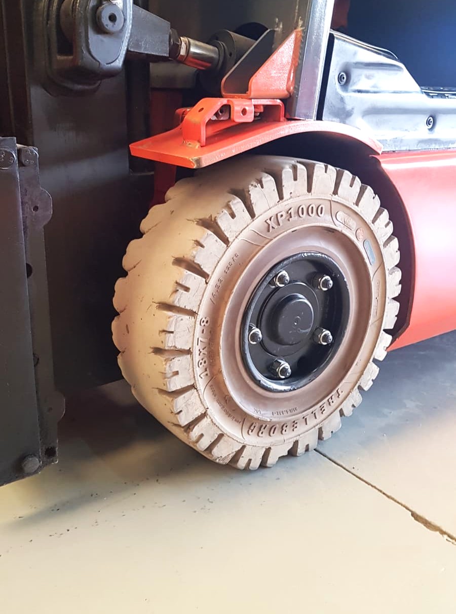 CARRETILLA ELEVADORA OCASION BT BATERÍA 90% - Imagen 7