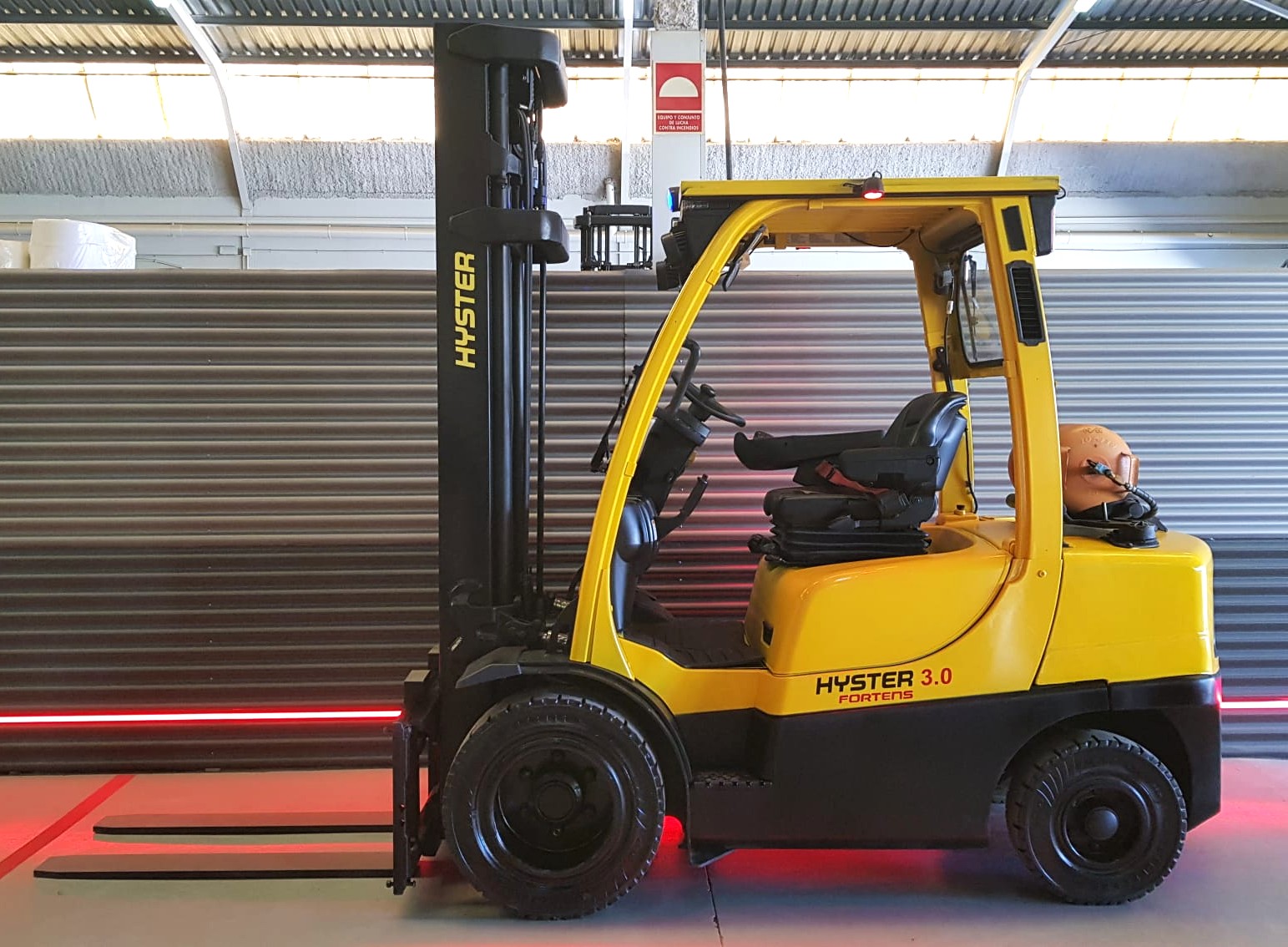 TORO TORITO ELEVADOR USADO GAS - Imagen 3