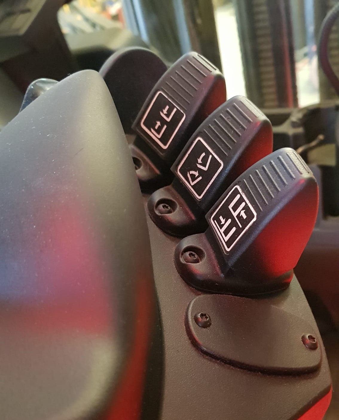 TORO TORITO ELEVADOR USADO GAS - Imagen 9