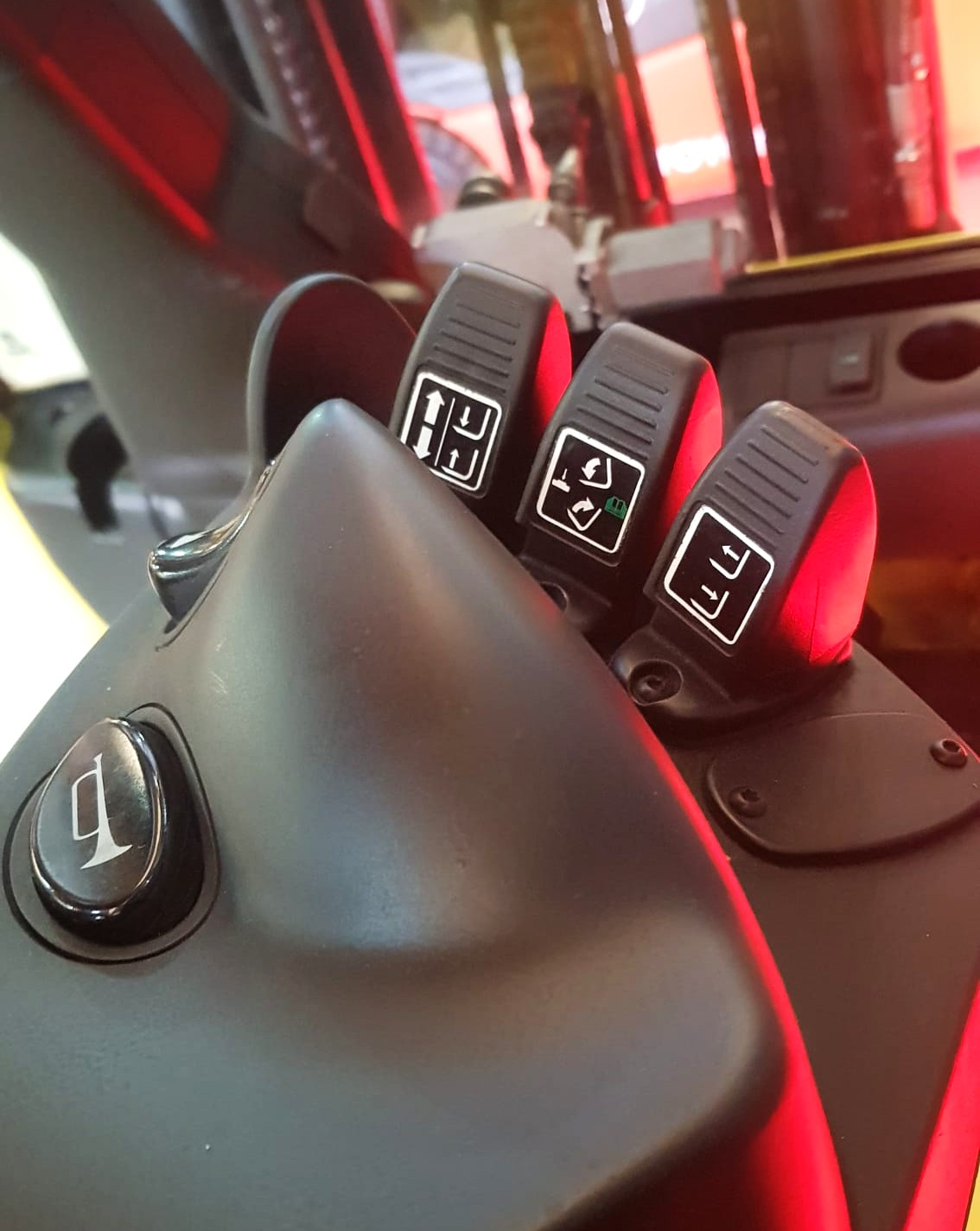 CARRETILLA ELEVADORA OCASION HYSTER BATERIA NUEVA - Imagen 8