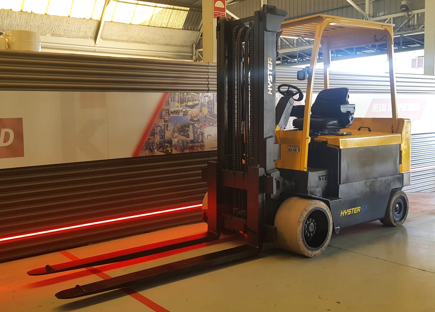 CARRETILLA ELEVADORA SEGUNDA MANO HYSTER - Imagen 3