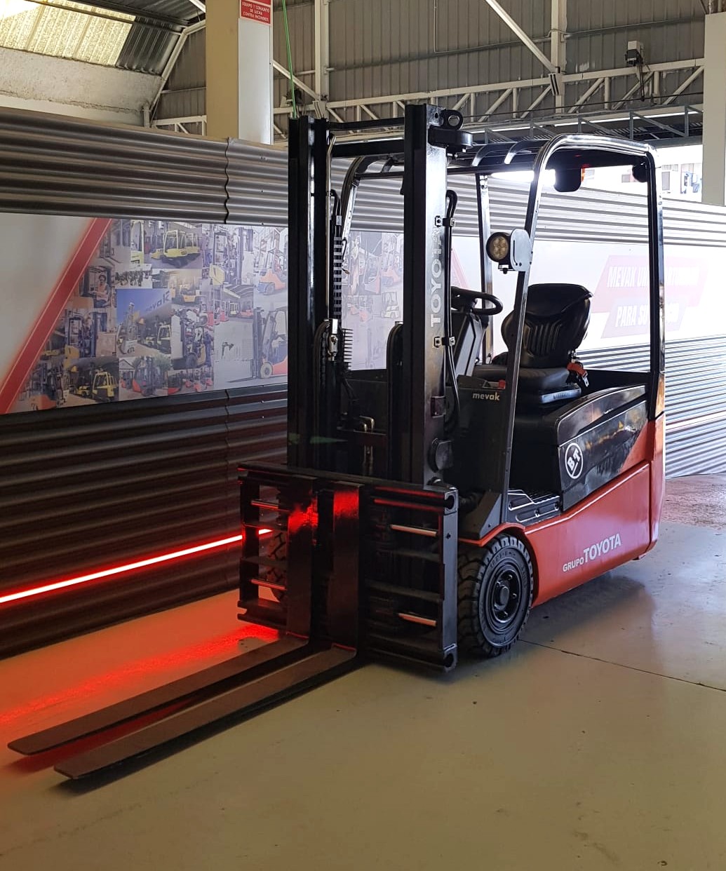 CARRETILLA ELEVADORA OCASION BT BATERÍA 93% - Imagen 2