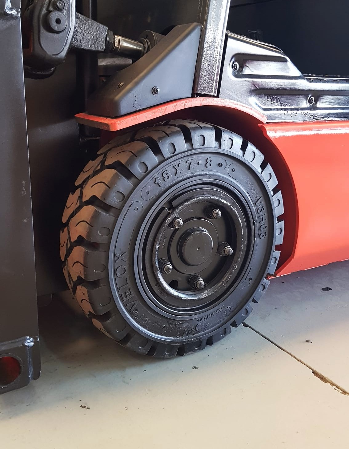 CARRETILLA ELEVADORA OCASION BT BATERÍA 93% - Imagen 8