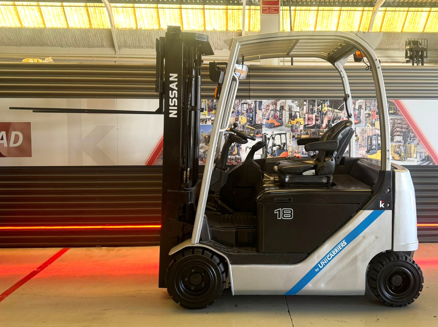 CARRETILLA ELEVADORA OCASION NISSAN BATERIA 90% VERIFICADA POR LEVATIO - Imagen 3