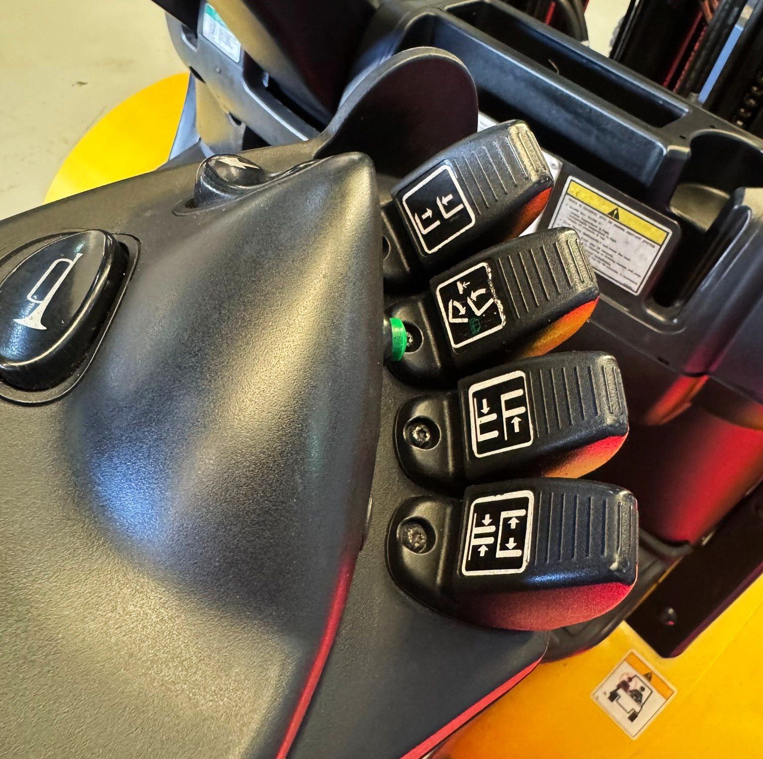 CARRETILLA ELEVADORA OCASION GAS YALE - Imagen 8