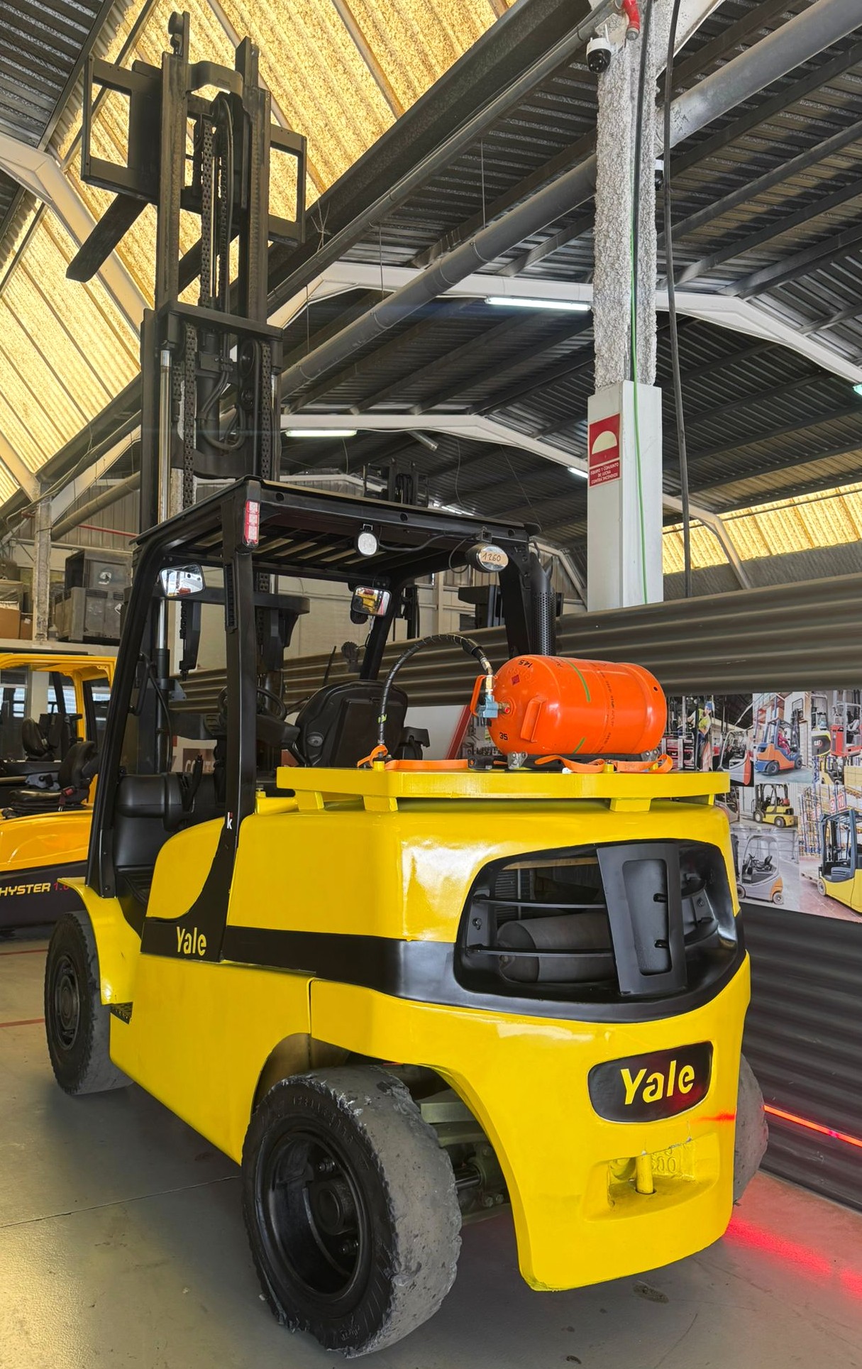 CARRETILLA ELEVADORA SEGUNDA MANO GAS YALE - Imagen 6