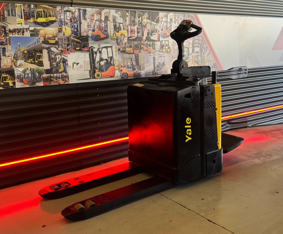 TRANSPALETA FRUTERA OCASION BATERIA NUEVA - Imagen 3