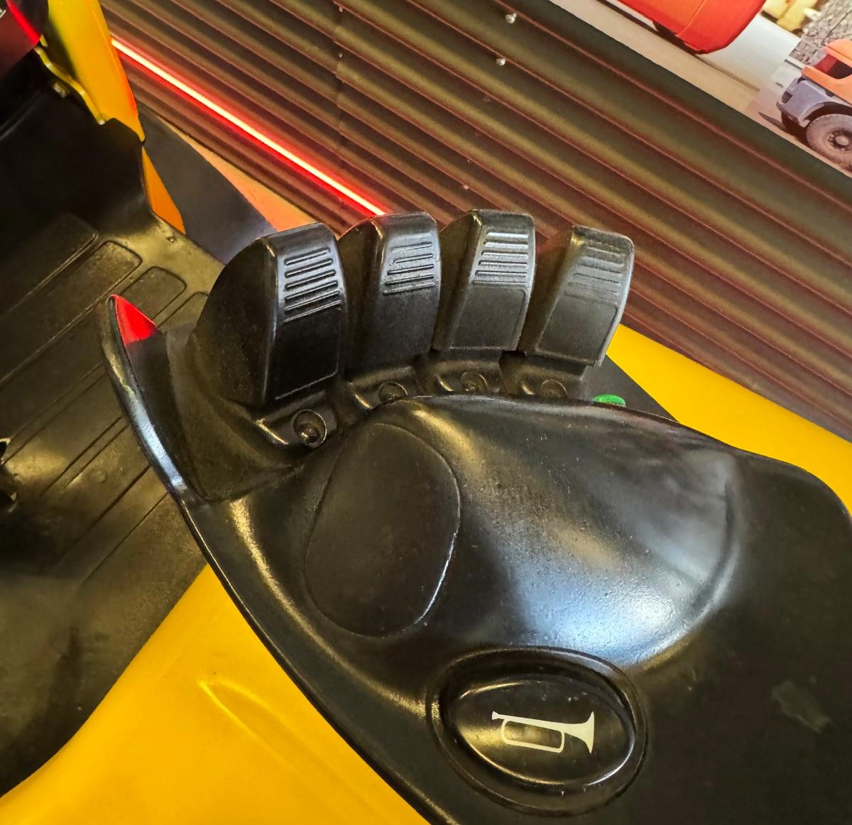 CARRETILLA ELEVADORA USADA HYSTER BATERIA NUEVA - Imagen 8