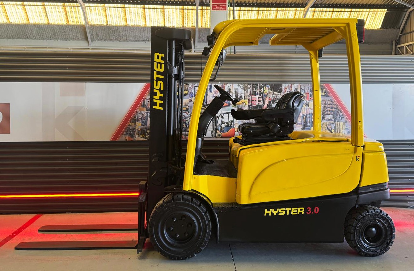 CARRETILLA ELEVADORA USADA HYSTER BATERIA NUEVA - Imagen 2