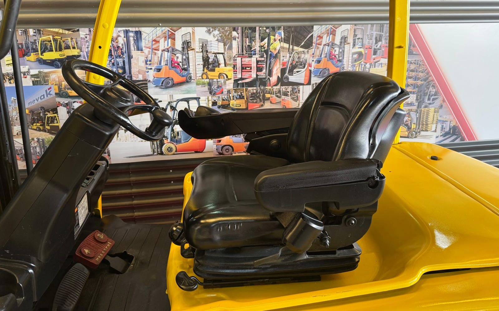 CARRETILLA ELEVADORA USADA HYSTER BATERIA NUEVA - Imagen 9