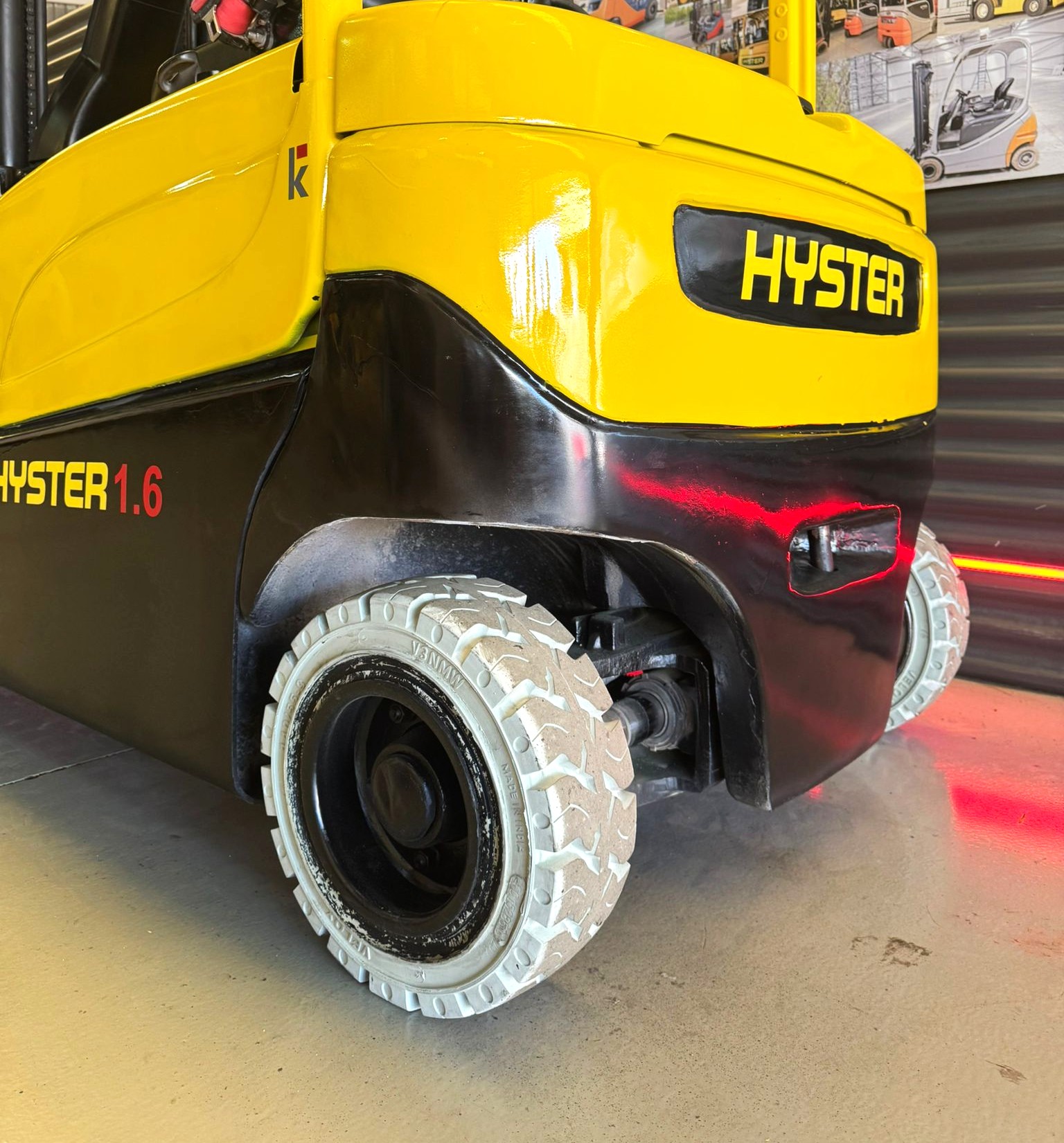 CARRETILLA ELEVADORA USADA BATERIA 92% VERIFICADA POR LEVATIO - Imagen 7