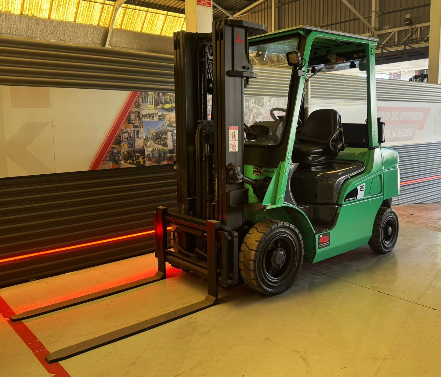 CARRETILLA ELEVADORA SEGUNDA MANO MITSUBISHI DIESEL - Imagen 3