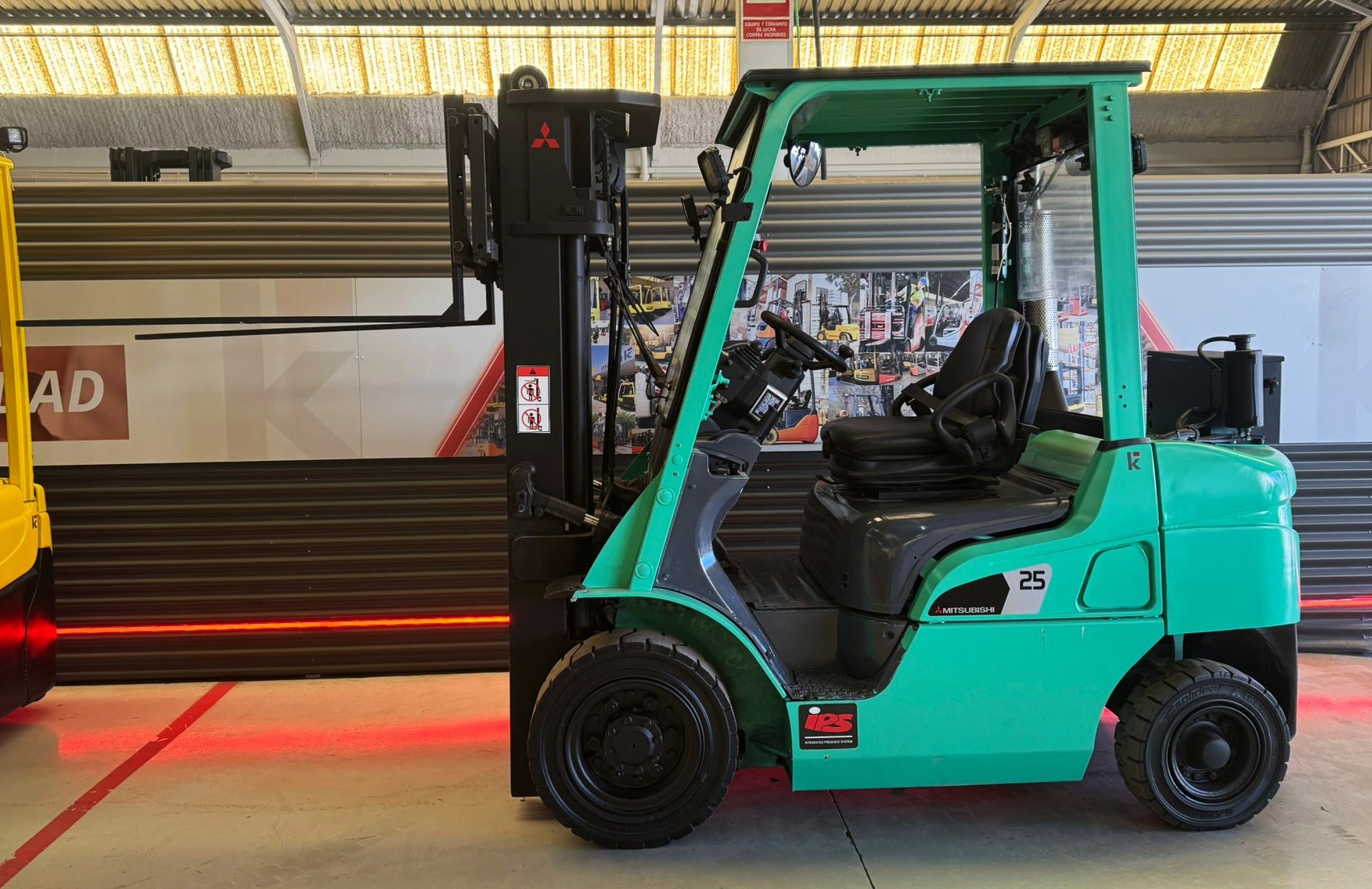 CARRETILLA ELEVADORA SEGUNDA MANO MITSUBISHI DIESEL - Imagen 4