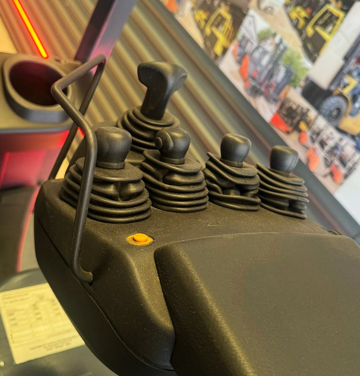 CARRETILLA ELEVADORA TOYOTA USADA BATERIA 90% VERIFICADA POR LEVATIO - Imagen 8