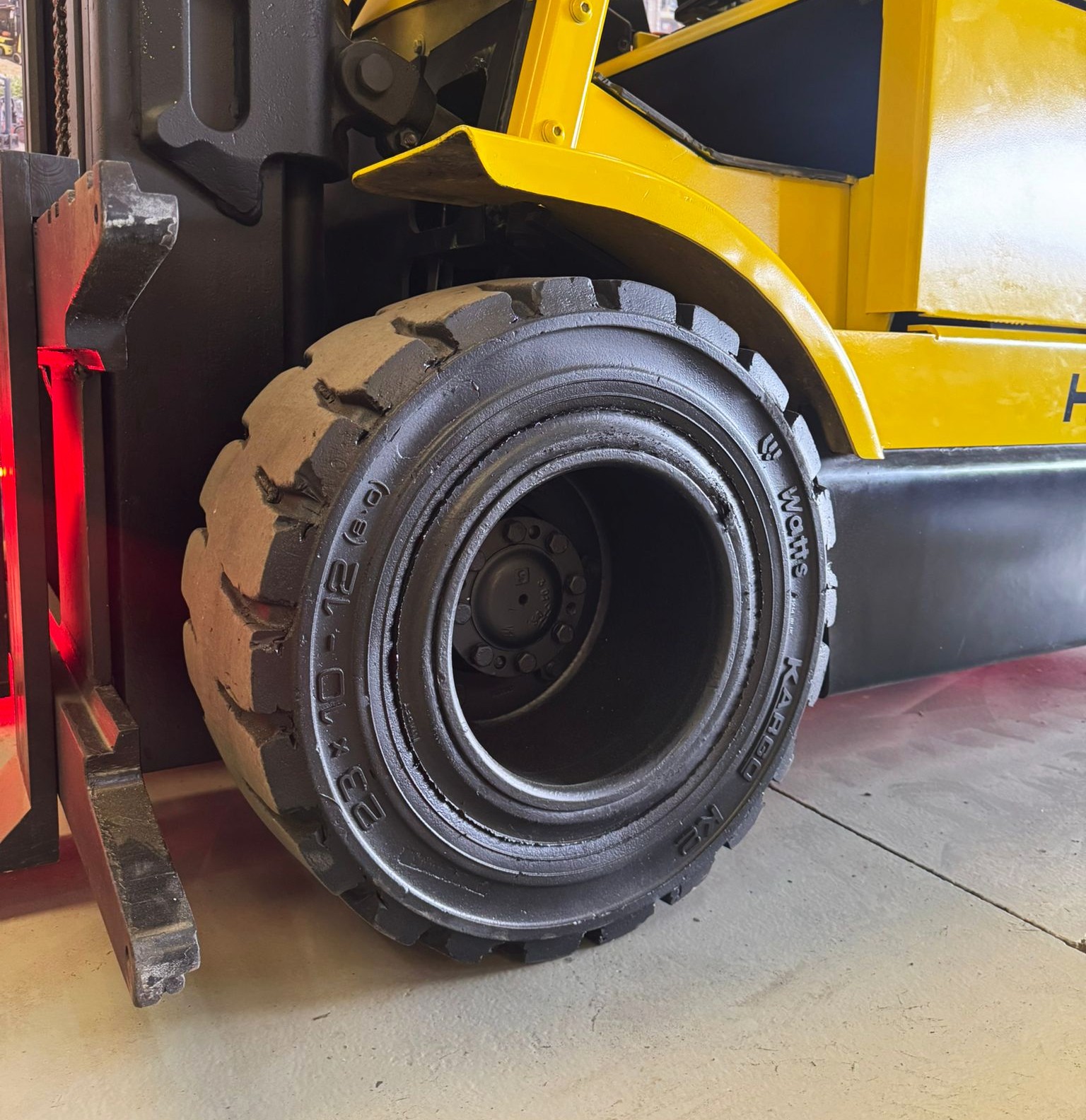 CARRETILLA ELEVADORA HYSTER OPORTUNIDAD BATERIA NUEVA - Imagen 8