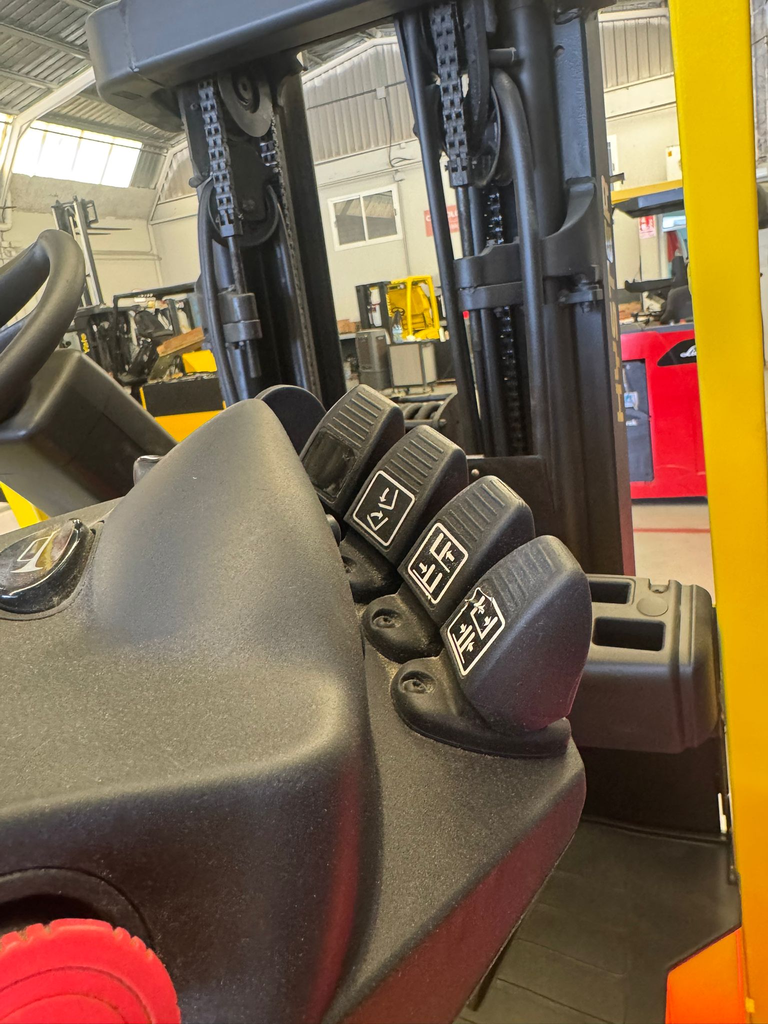 CARRETILLA ELEVADORA SEGUNDA MANO HYSTER BATERIA 93% VERIFICADA POR LEVATIO - Imagen 10
