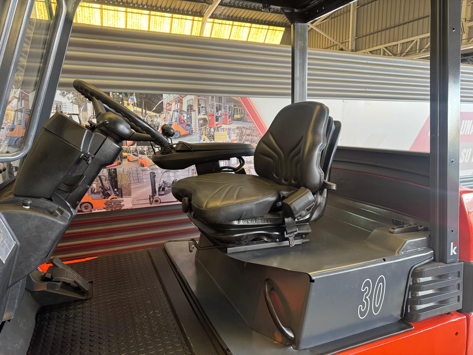 CARRETILLA ELEVADORA ELÉCTRICA TOYOTA SEGUNDA MANO BATERIA NUEVA - Imagen 7